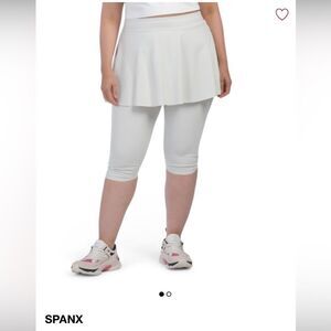 Spanx Booty Boost® Active Skirt Around Knee Leggings size 1X